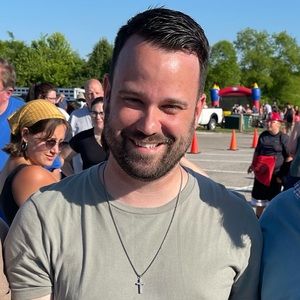 Meet your Posher, Bruce